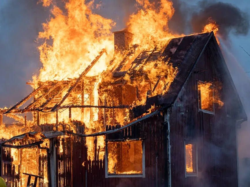 Incendiu devastator la un depozit de cauciucuri în Bragadiru: Autoritățile au emis mesaj RO-Alert