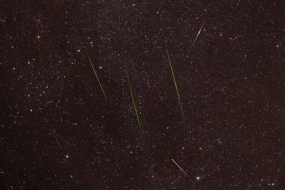 Un meteorit cu forța unei explozive de 300 de tone TNT a zguduit casele din SUA