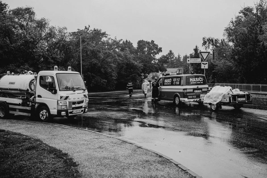 Un incident deosebit pe un zbor Ryanair: geamul avionului s-a spart în timpul călătoriei