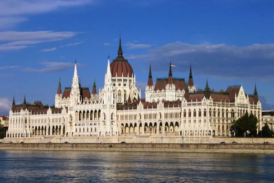 Criza politică din Ungaria: Demiterea președintelui Sulyok, un pas controversat