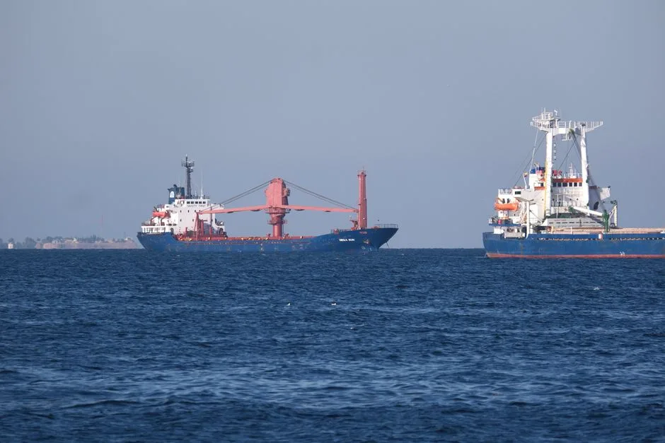 Pirații somalezi au capturat o navă cu încărcătură chimică și petrolieră în Golful Aden