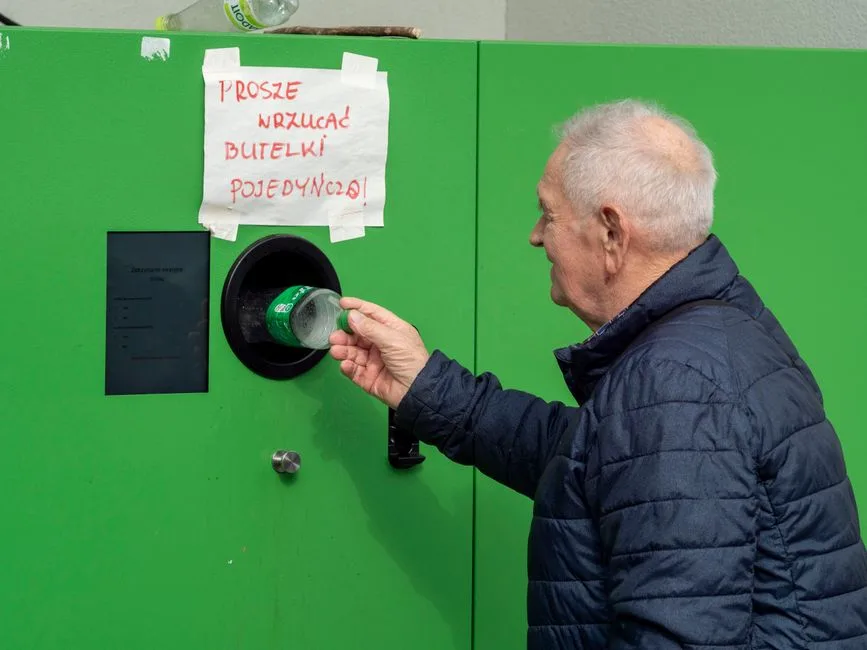 Primul centru de reciclare din România, unde cetățenii pot aduce deșeuri de acasă