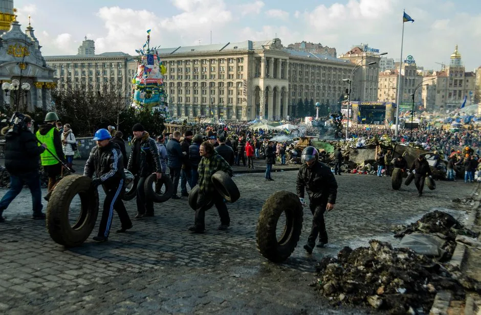 Cutremurul politic de la Kiev: implicații pentru România și contextul războiului cu Rusia