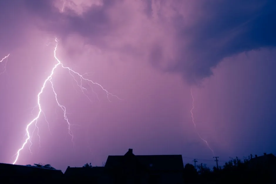 Avertizări meteo severe: Localitățile din România vizate de fenomene extreme