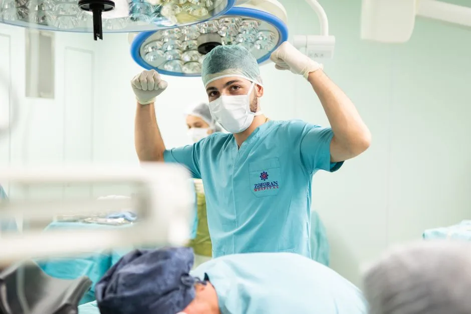 Doctorul care l-a operat pe Adrian Ropotan a oferit detalii importante despre riscurile intervenției
