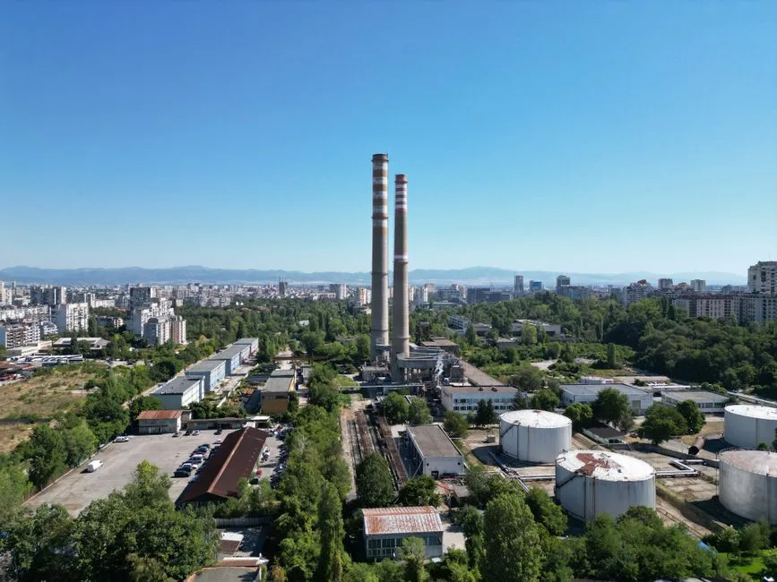 Legea decarbonizării adoptată de deputați: controverse și reacții pe scena politică