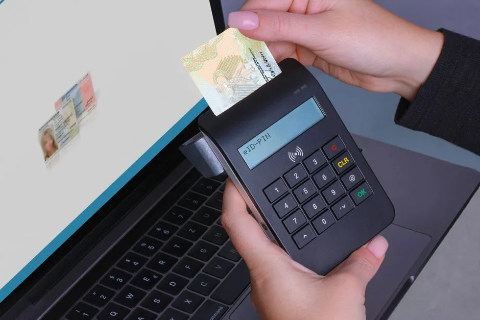 Cărțile electronice de identitate devin gratuite pentru toți cetățenii români, mulțumită fondurilor alocate prin PNRR