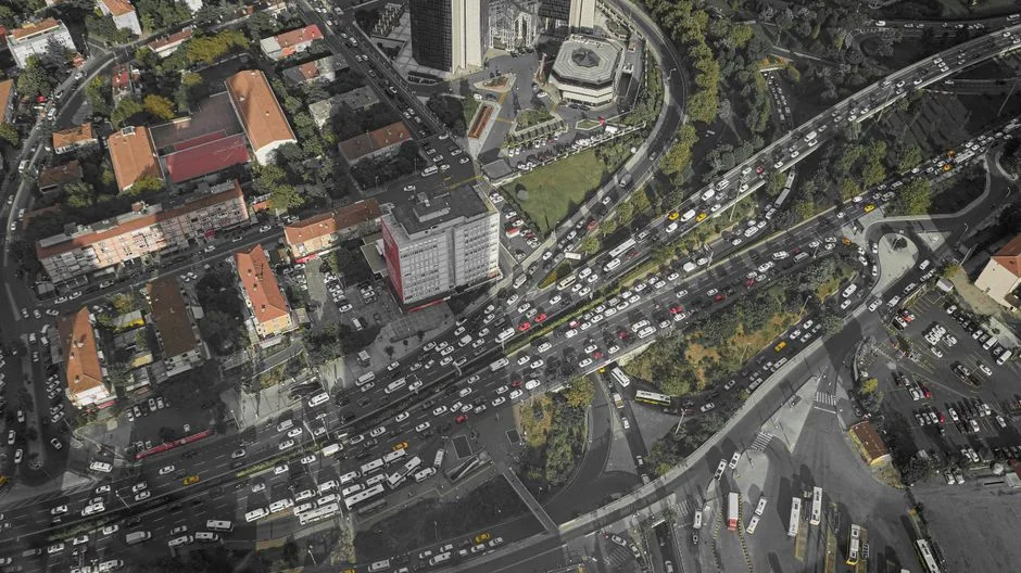 Gestionarea traficului aerian: Provocările unui controlor din SUA în fața unei situații neobișnuite