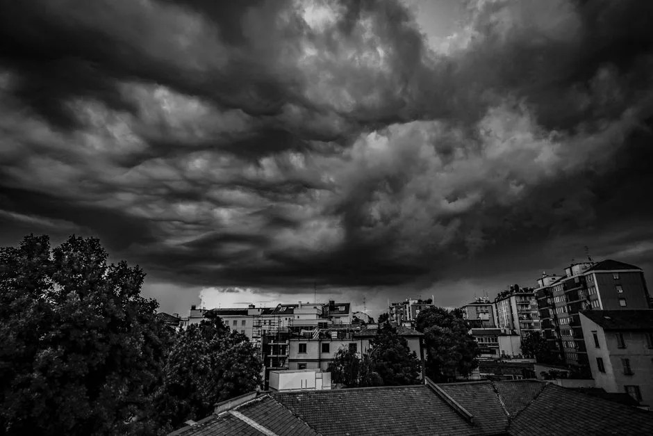 Schimbări meteorologice dramatice în România: vijelii și temperaturi scăzute cu peste 10 grade