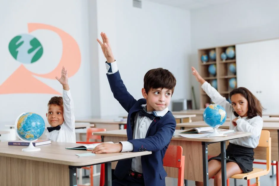 Revoluție în educația doljeană: Schimbări de directori în zeci de licee și școli