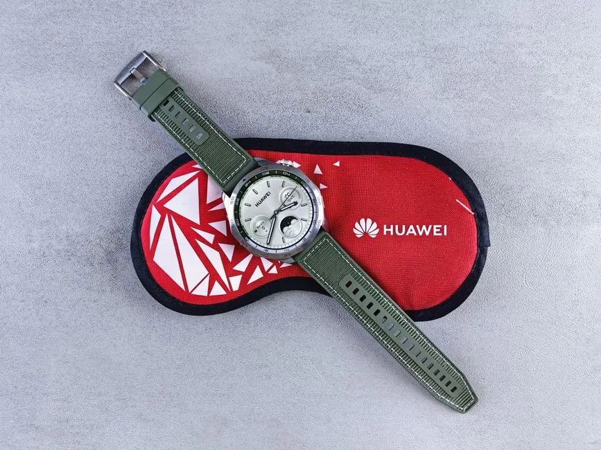 HUAWEI WATCH GT 7: Inovație și Performanță pentru Iubitorii de Sport și Natură