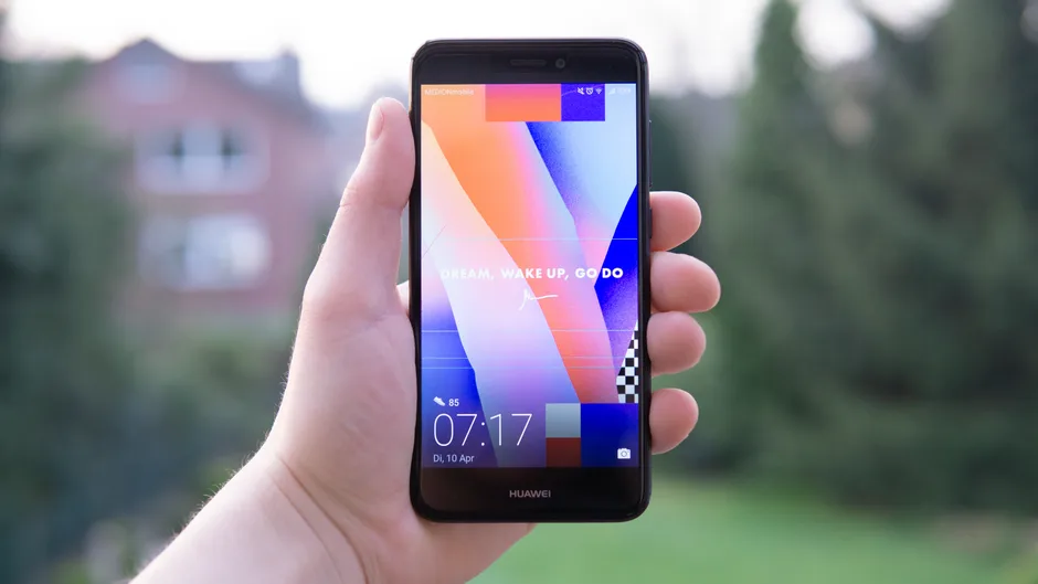 Huawei și Honor anunță lansarea unor telefoane pliabile inovatoare pentru 2027