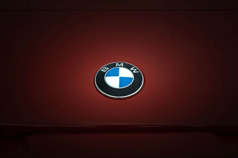 Transformarea uzinei BMW din Debreţin: O poveste de succes în inima Europei