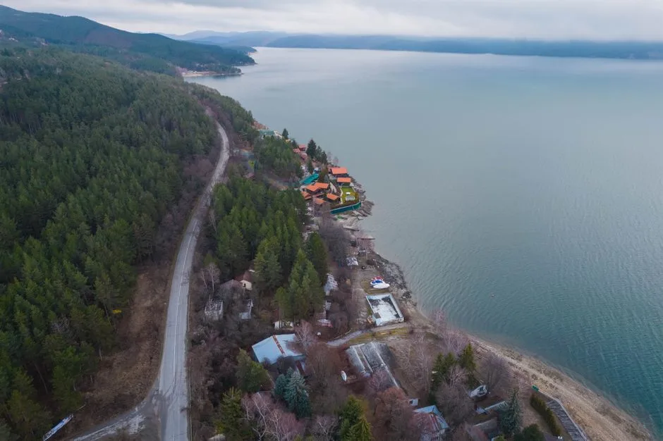 Imagini exclusive cu drona prăbușită în Plauru: Localnicii acuză lipsa alertelor RO-Alert