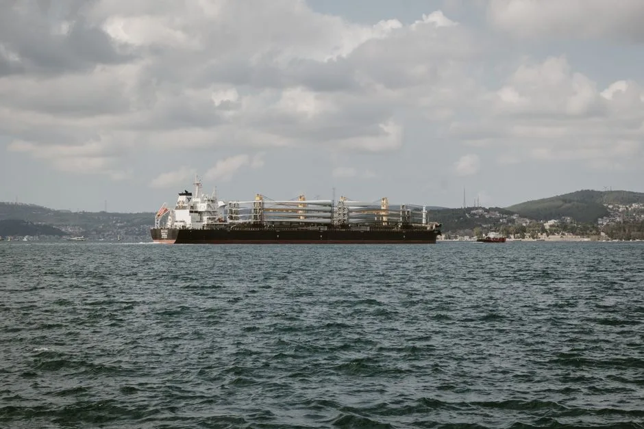 Tensiuni transatlantice: Europa reacționează la presiunile americane pentru livrările de motorină