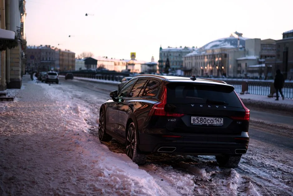 Noul Volvo EX60, un SUV electric cu autonomie impresionantă, debutează la Salonul Auto București