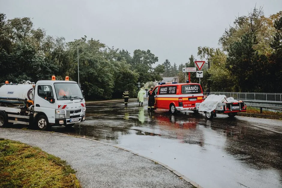 Incident grav în Marea Neagră: o navă a fost atacată de o dronă lângă platforma „Pescăruș” a Petrom