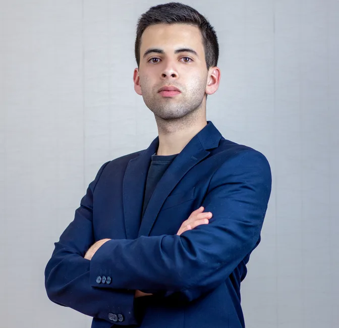 Luca Niculescu: Averea premierului desemnat și impactul său asupra capitalei
