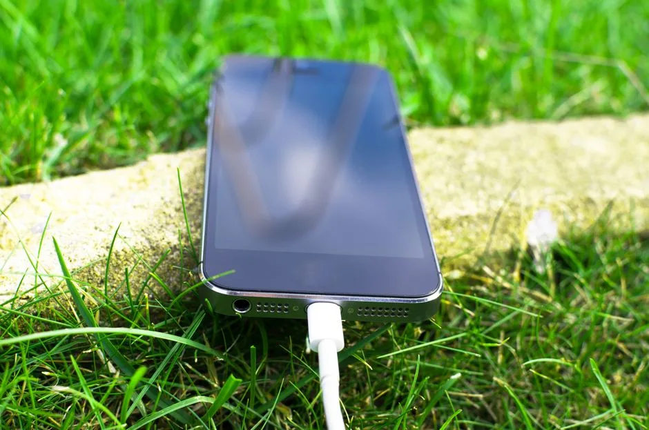 Limitarea încărcării iPhone-ului la 80%: Trei ani de teste și impactul asupra utilizatorilor