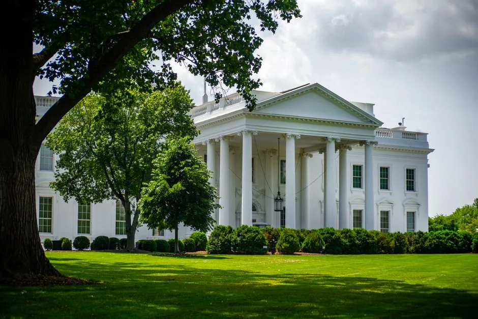 Donald Trump, reacții dure și o Moscova ferită de sancțiuni