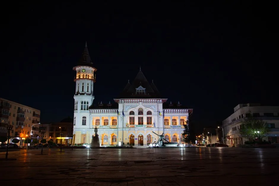 Întâlnire istorică la Palatul Victoria: Premierul român discută despre relațiile bilaterale cu ambasadorul SUA