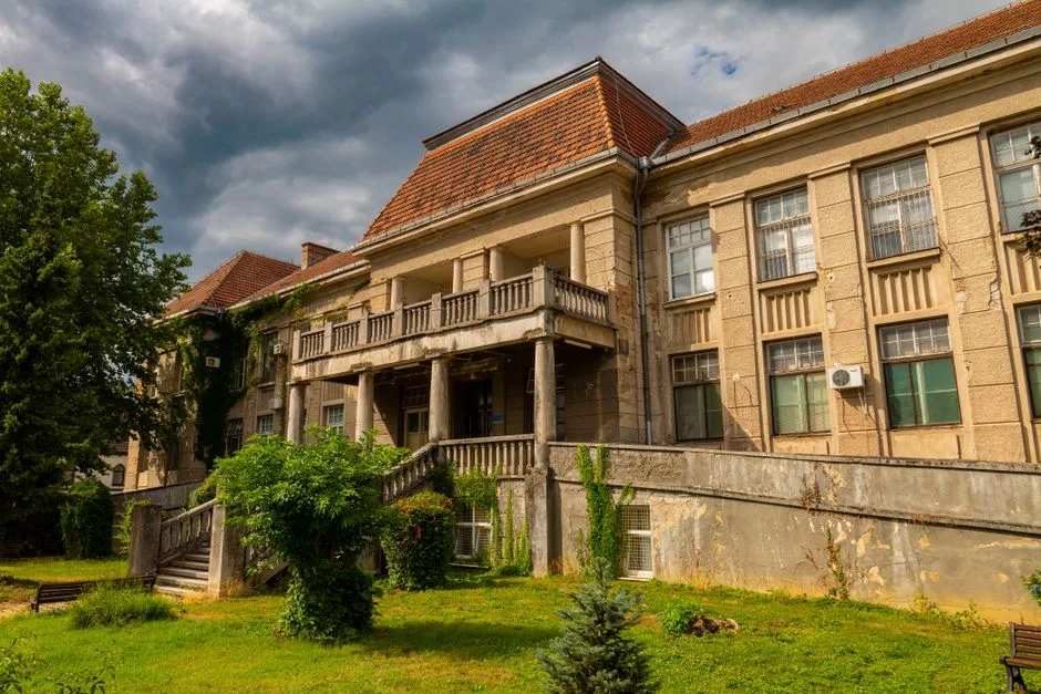 Misterul dispariției unei sume uriașe de bani de la Biroul Vamal Otopeni, elucidat după o investigație de lungă durată