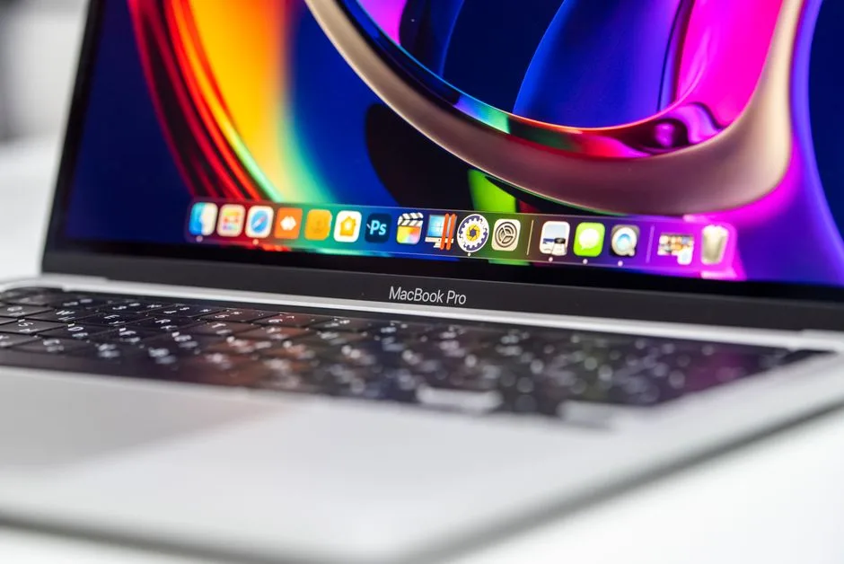 Noul MacBook Pro de 14 inch cu procesor M6: Inovație și performanță la superlativ