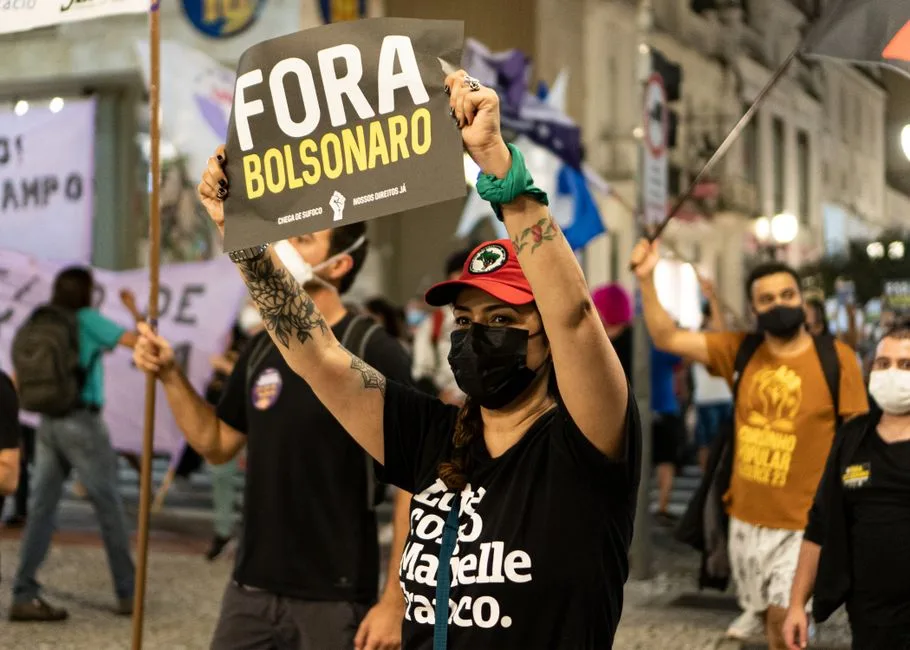 Flavio Bolsonaro primește viza de refugiat într-o țară europeană, după scandalul din Brazilia