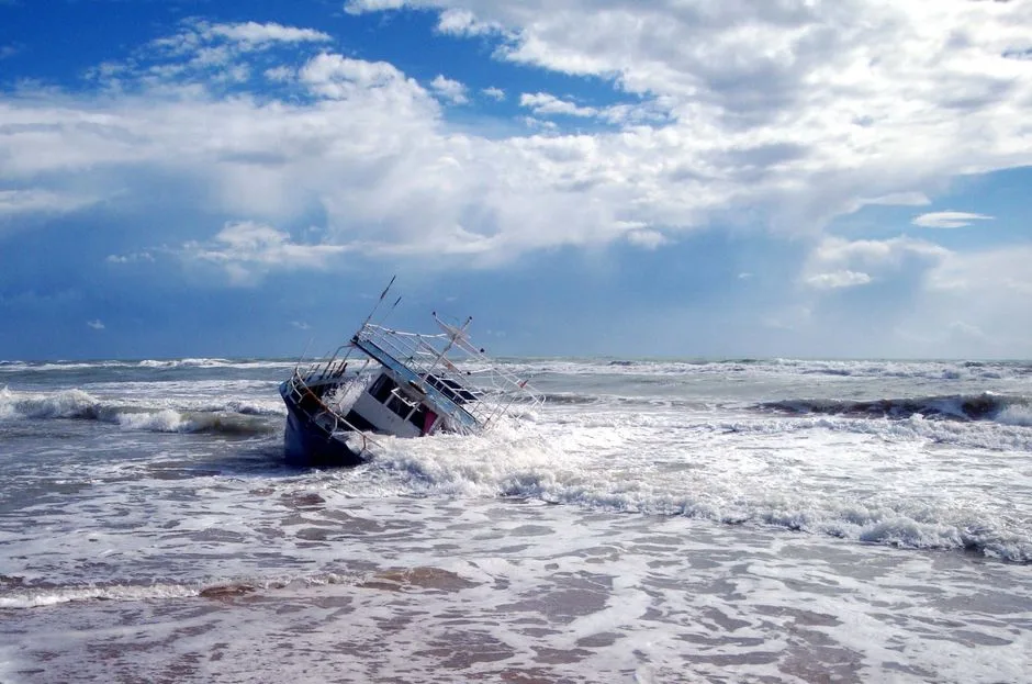 Tragedie feroviară în Spania: Coliziune devastatoare între două trenuri de mare viteză în Toledo